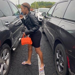 Meet your Posher, Ashamonique